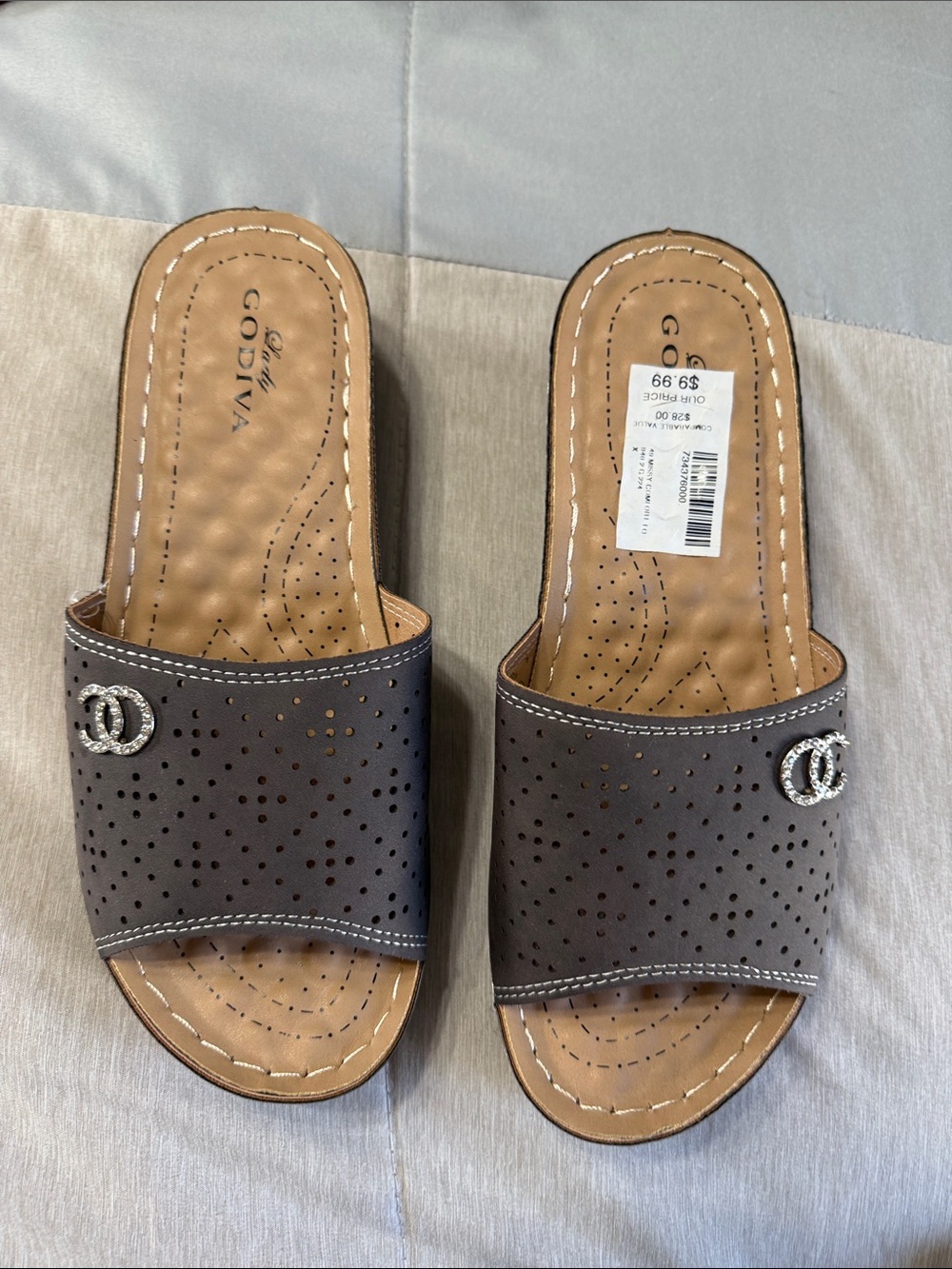 GODIVA Gray Perforated Slide Sandals with Crystal Accent Size 10